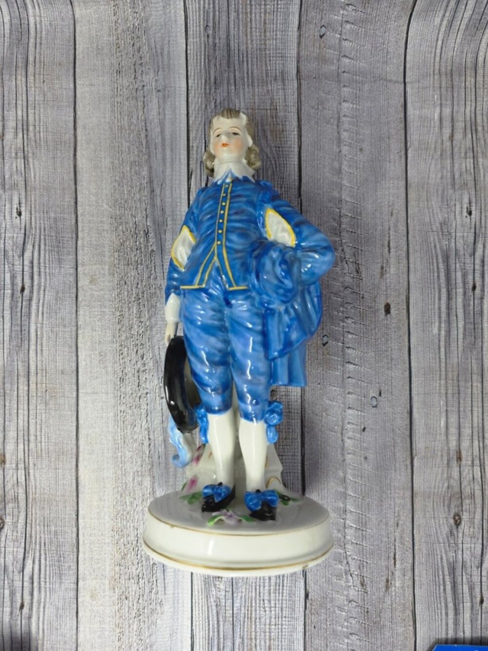 Vintage Japan Porcelain Gainsborough's Blue Boy in Colonial Attire  1970s   8.5"